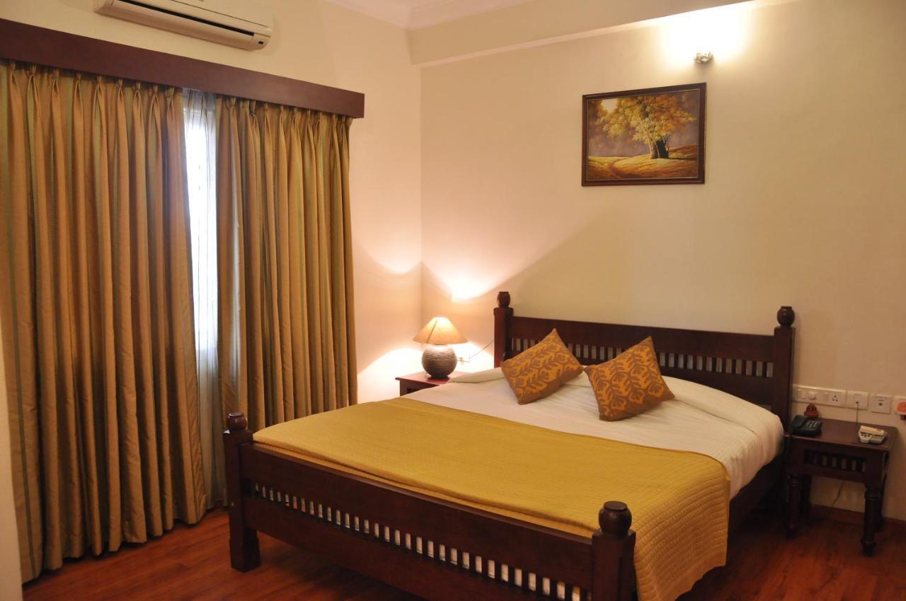 Niketana @ Boat Club Hotell Chennai Eksteriør bilde